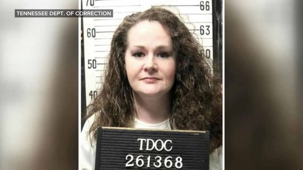 thumbnail - S1:E141 Christa Pike in critical condition after botched execution, attorneys say