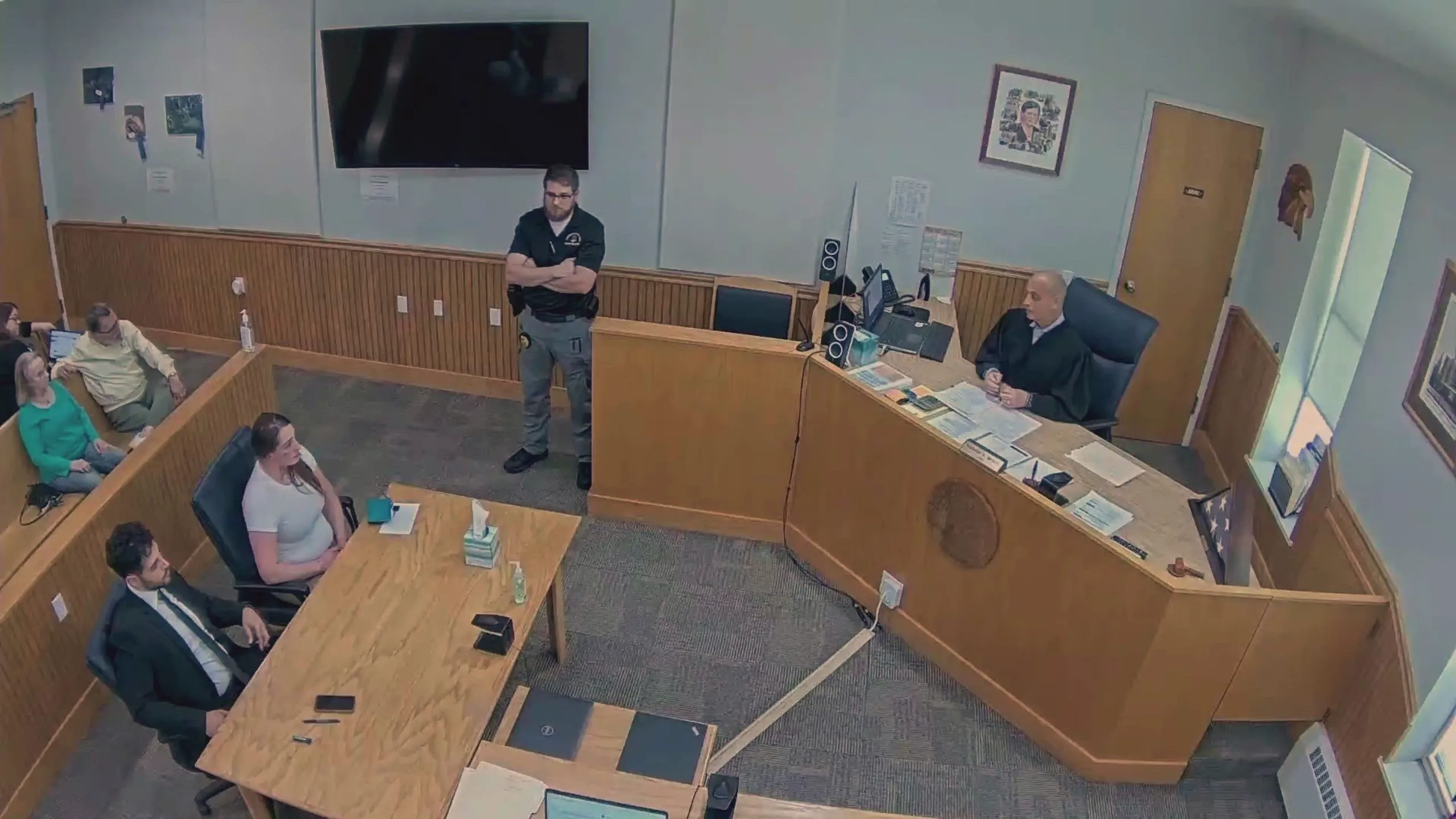 thumbnail - S9:E3 Court Cam - 905