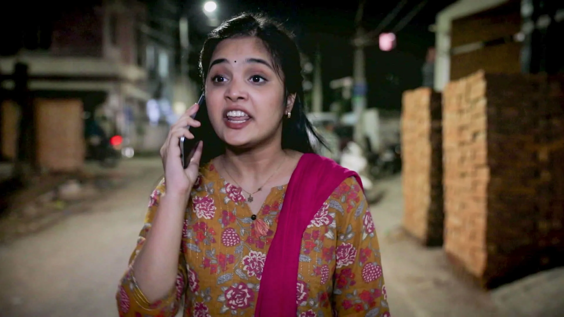 thumbnail - S1:E534 Vannathi Lashes Out at Pandian
