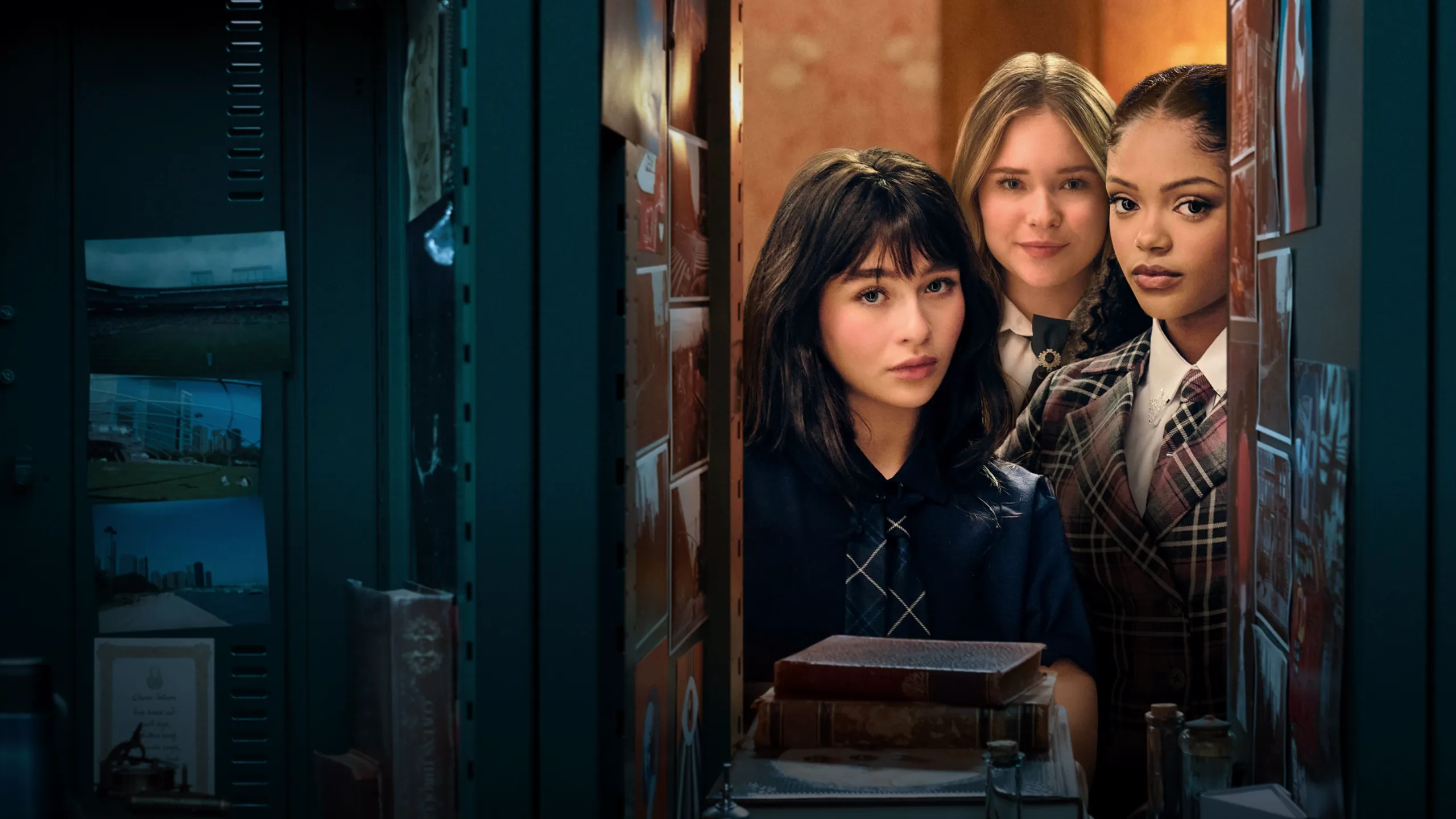 Locker Diaries: Coven Academy (Shorts)