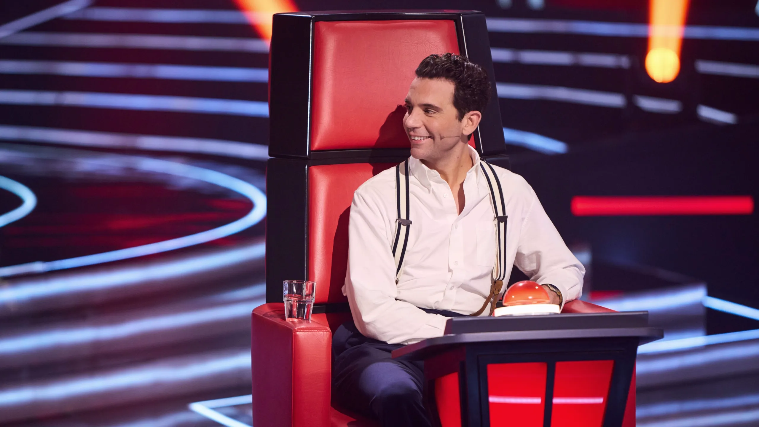 thumbnail - T13:E5 Program 5: Blind auditions