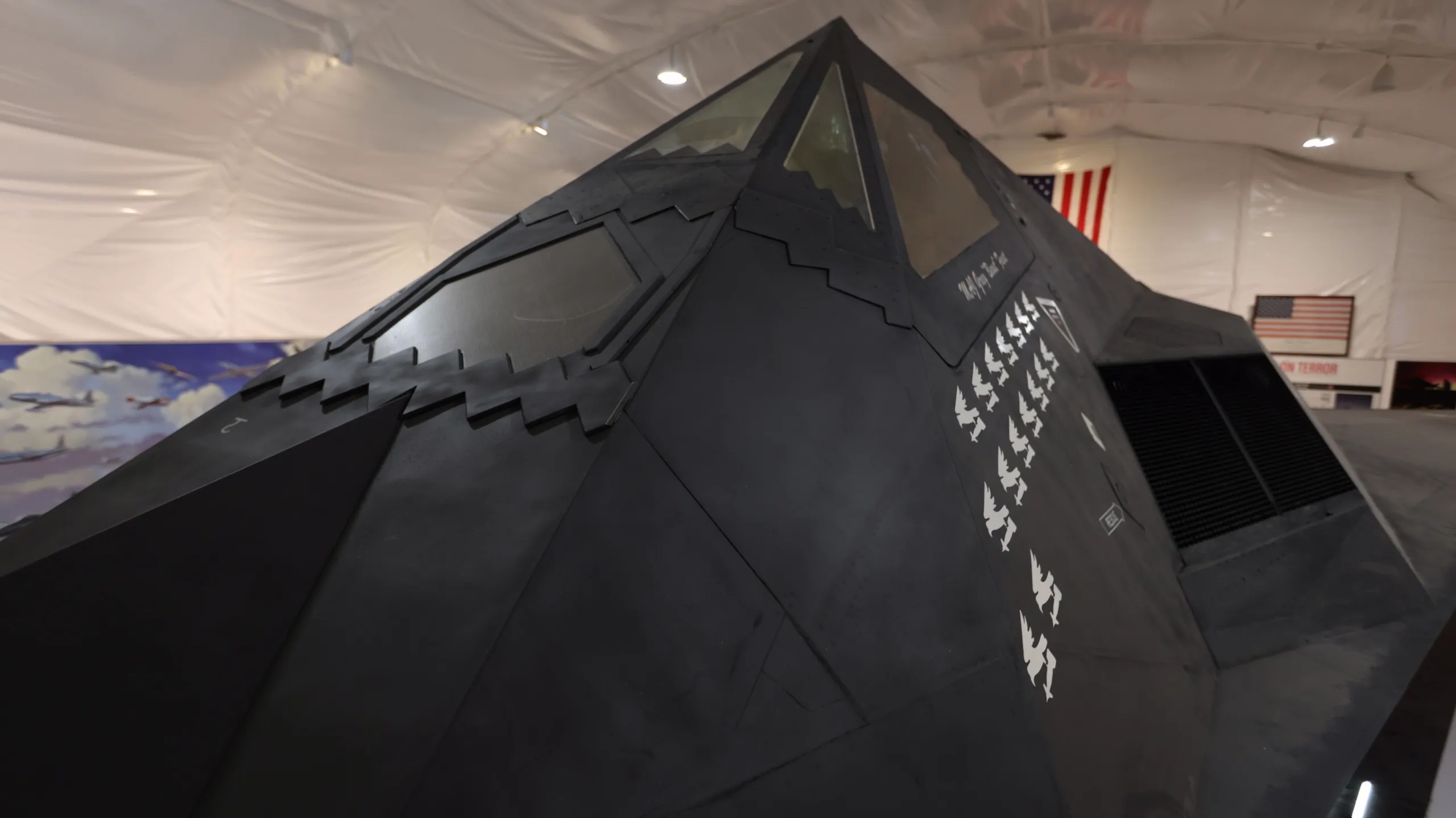 thumbnail - S1:E5 Nighthawk