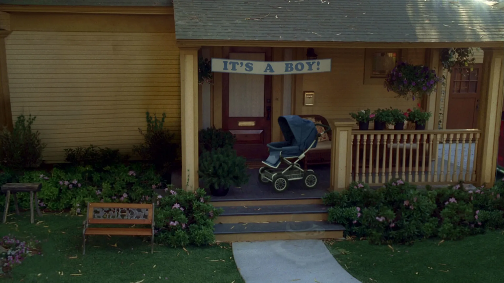 thumbnail - S5:E1 Birthday Presence