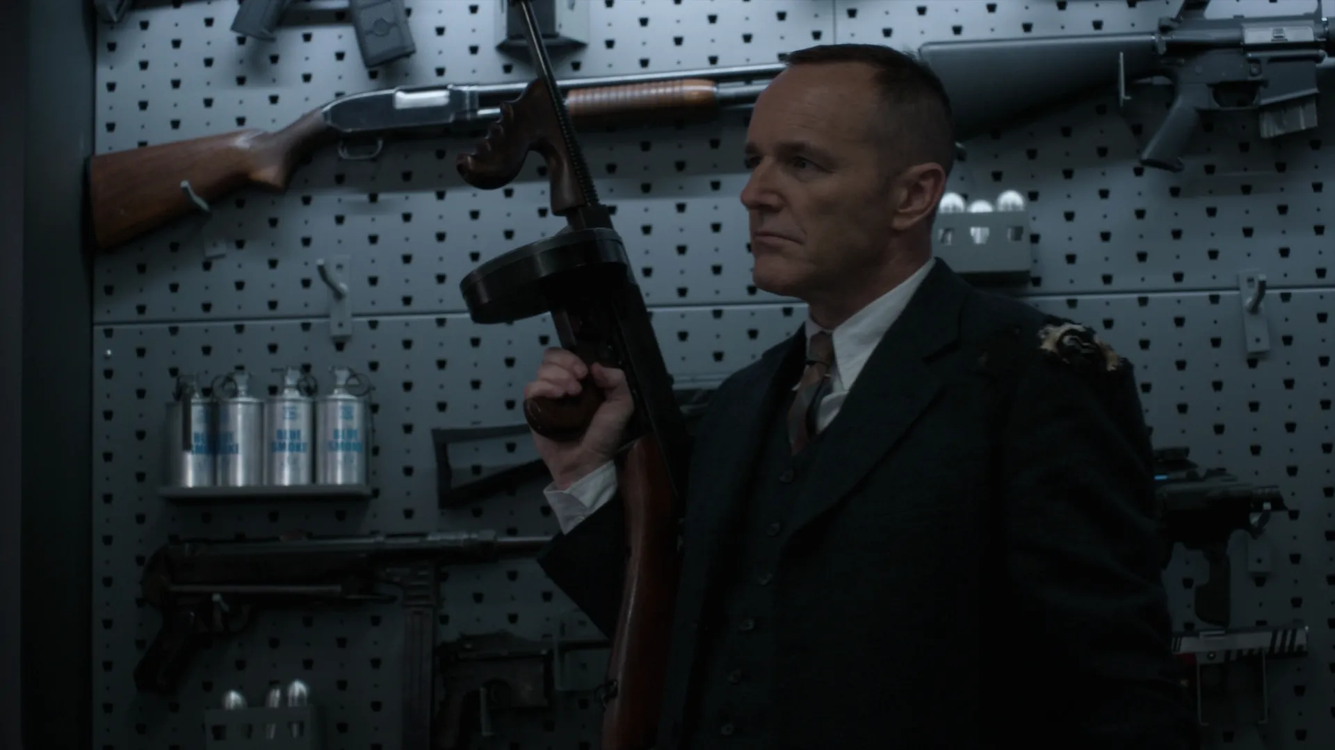 thumbnail - S7:E2 Know Your Onions