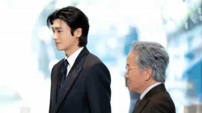 thumbnail - S1:E10 I'd Like to Meet You Just Once