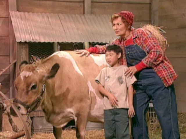 thumbnail - S2:E23 Down on the Farm