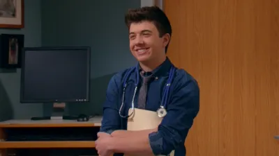 thumbnail - S2:E17 The Doctor Is In