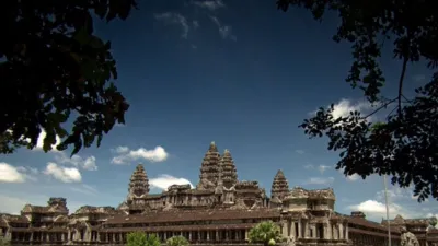 thumbnail - S1:E8 Greatest Ancient Monuments