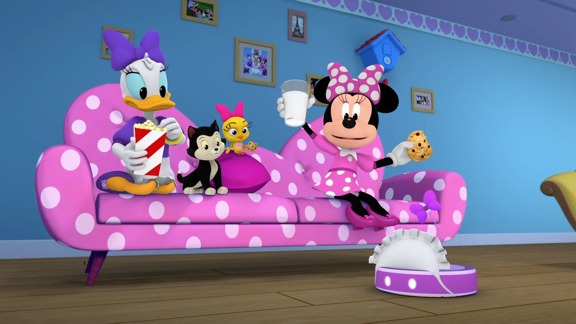 thumbnail - S2：第10話「掃除機の攻撃！（ミニーのリボンショー パーティーへようこそ！(2021)）」