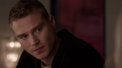 thumbnail - S3:E8 Roots and Wings