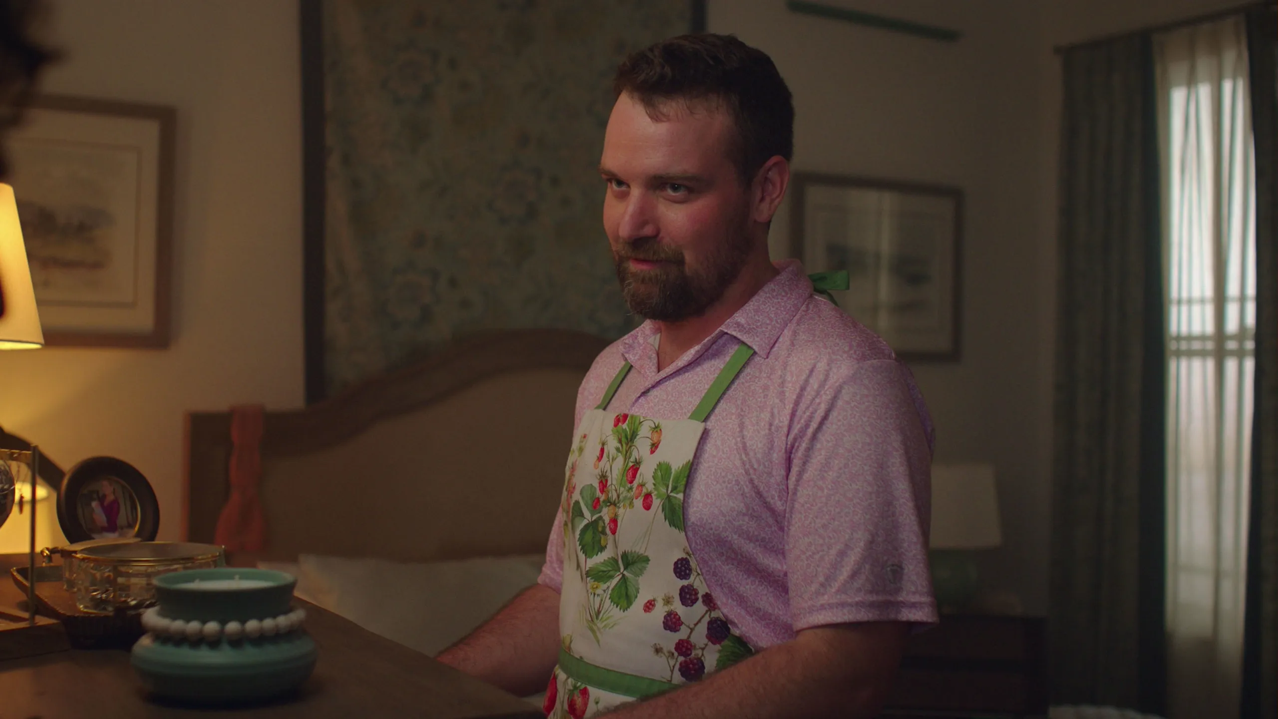 thumbnail - S2:E3 Grant's Dinner Party