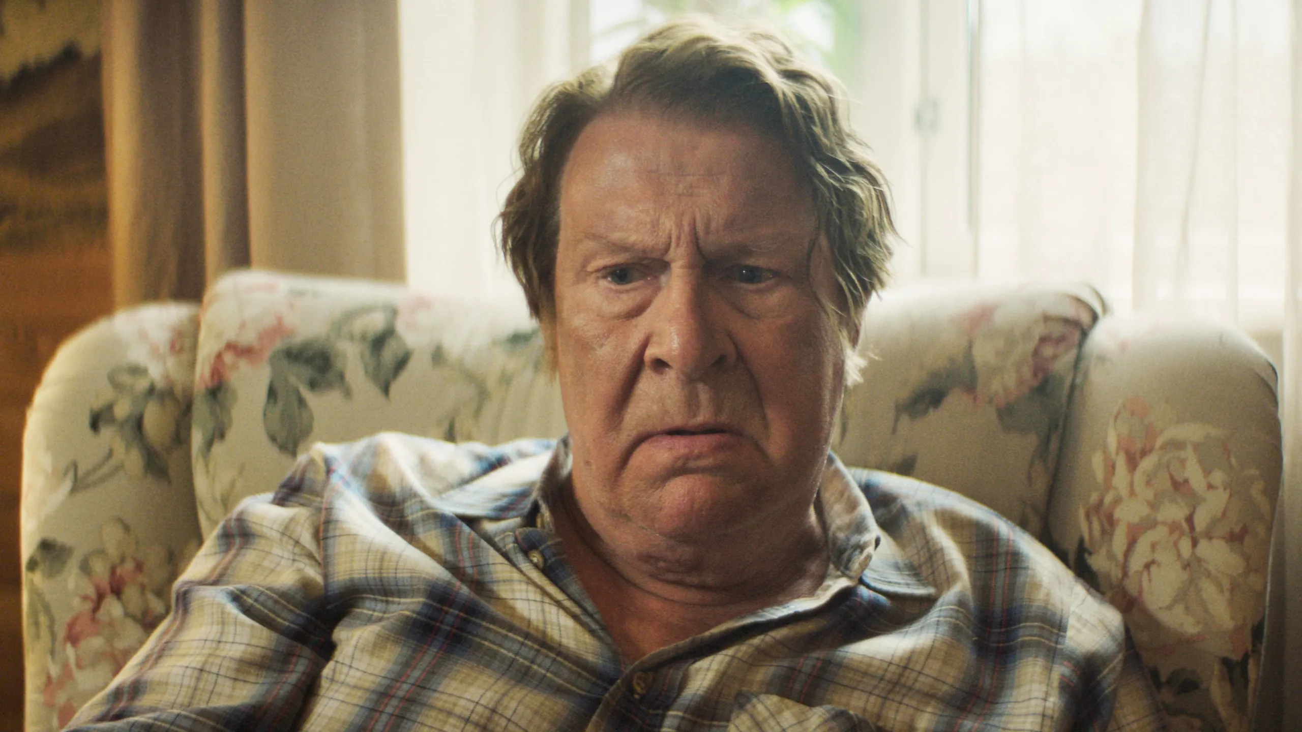 thumbnail - S1:E2 Hold the Boarder