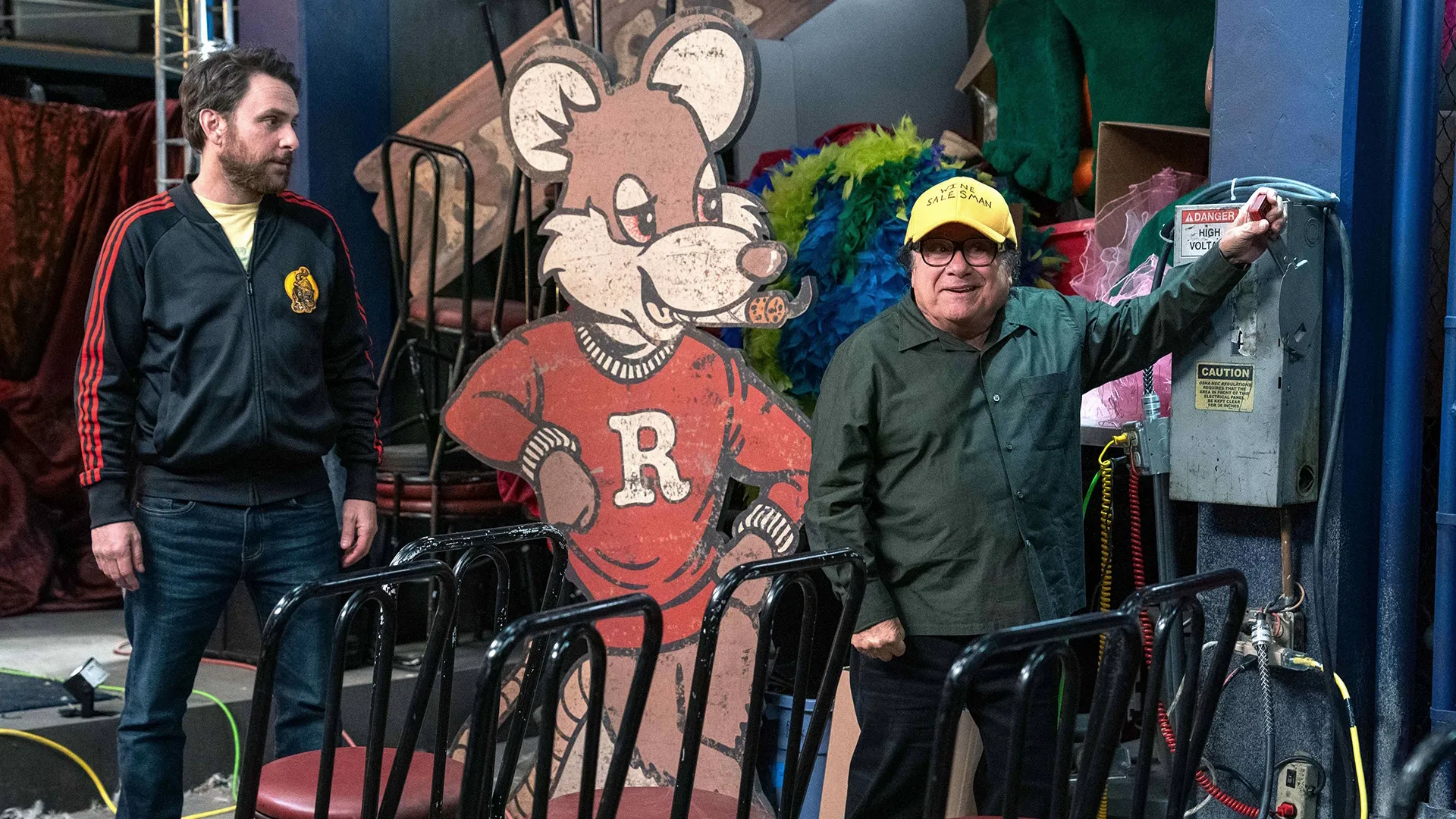 thumbnail - S16:E6 Risk E. Rat's Pizza & Amusement Center