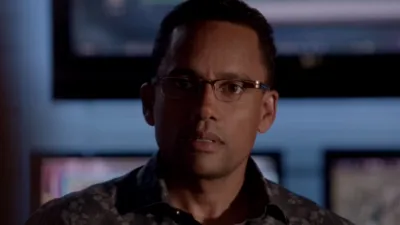 thumbnail - S9:E4 Unspoken