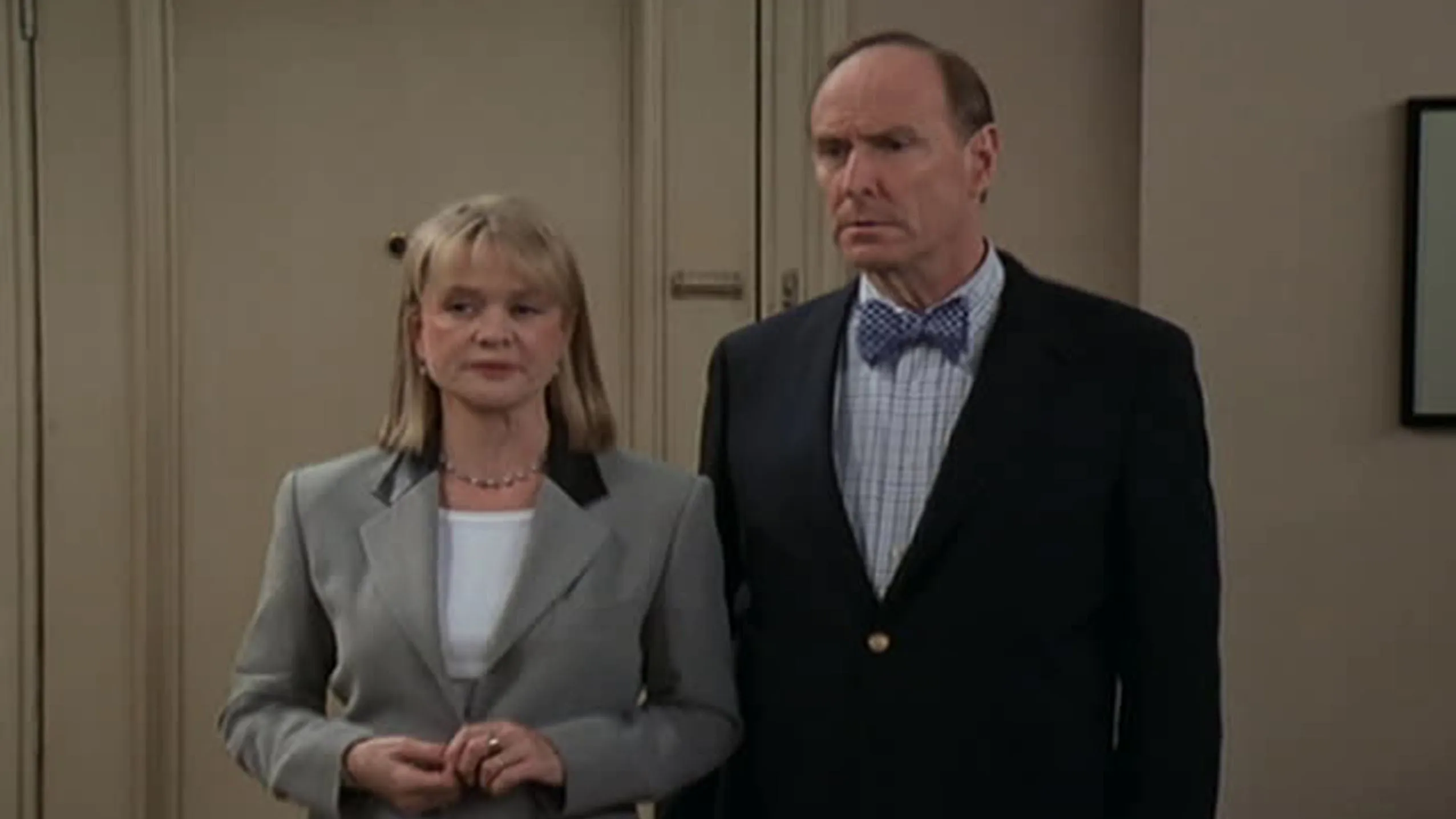 thumbnail - S6:E17 The Caper