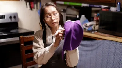 thumbnail - S3:E7 Eyes in the Night