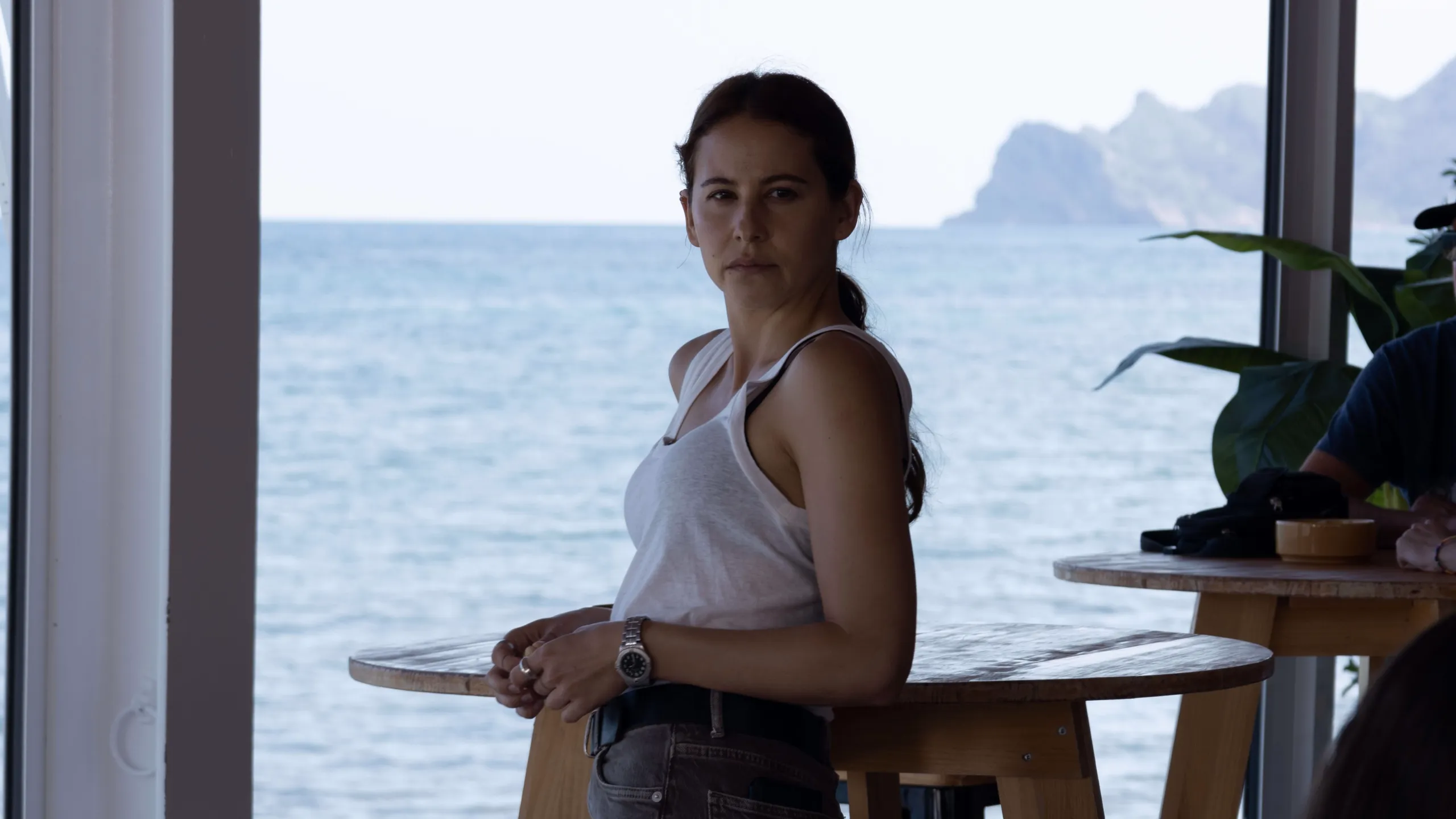 thumbnail - S1:E4 Strong Swell