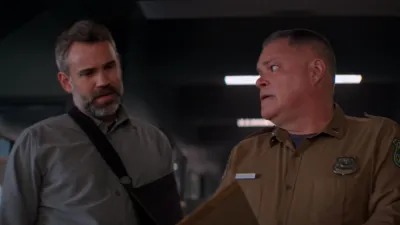 thumbnail - S2:E5 Strangers Among Us