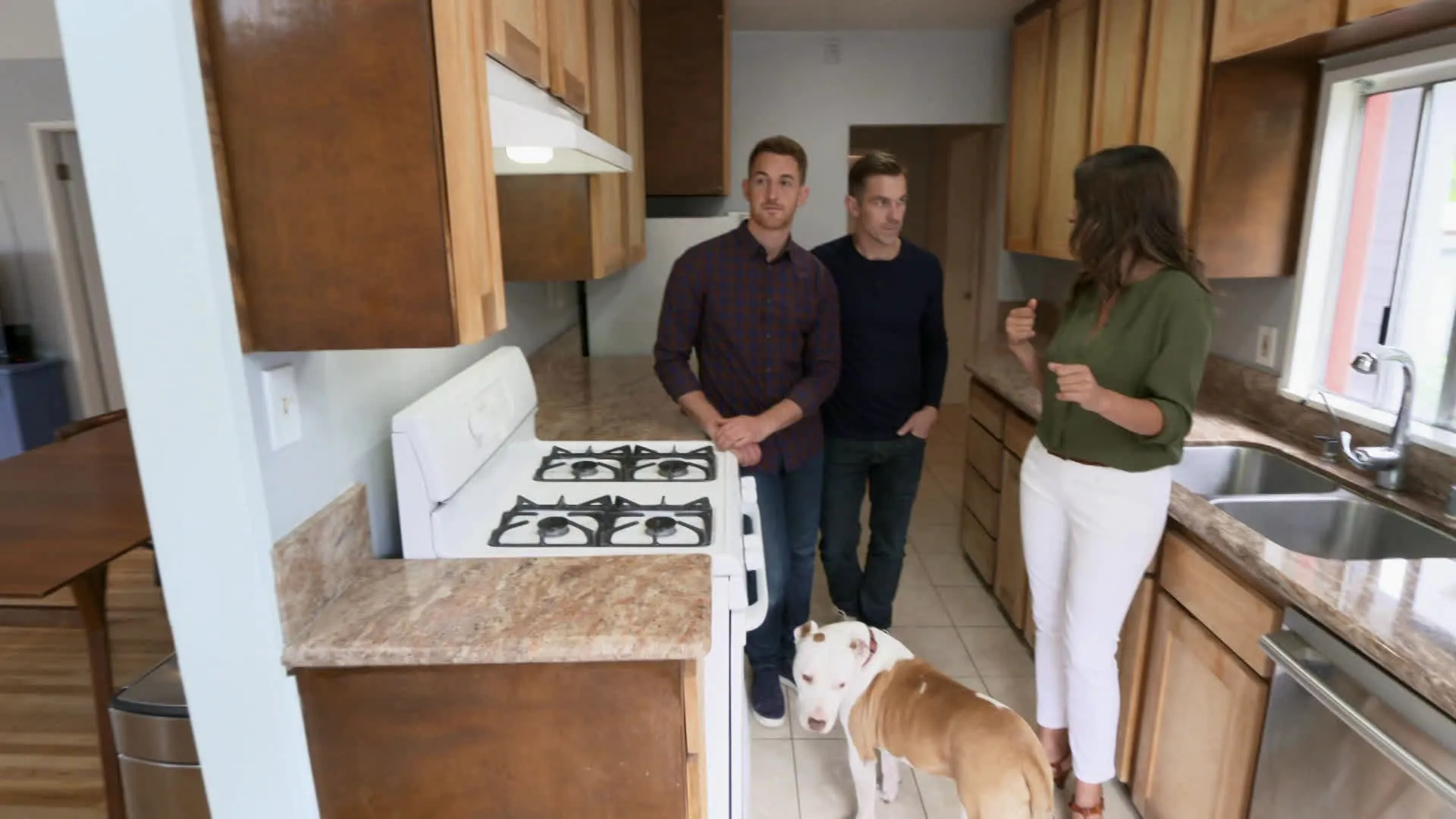 thumbnail - S16:E2 Two Dads, One Tough Renovation