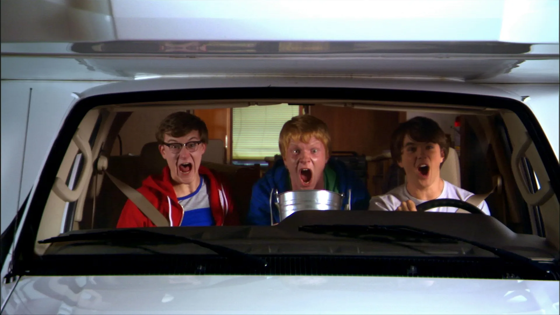 thumbnail - S3:E18 Bro'd Trip