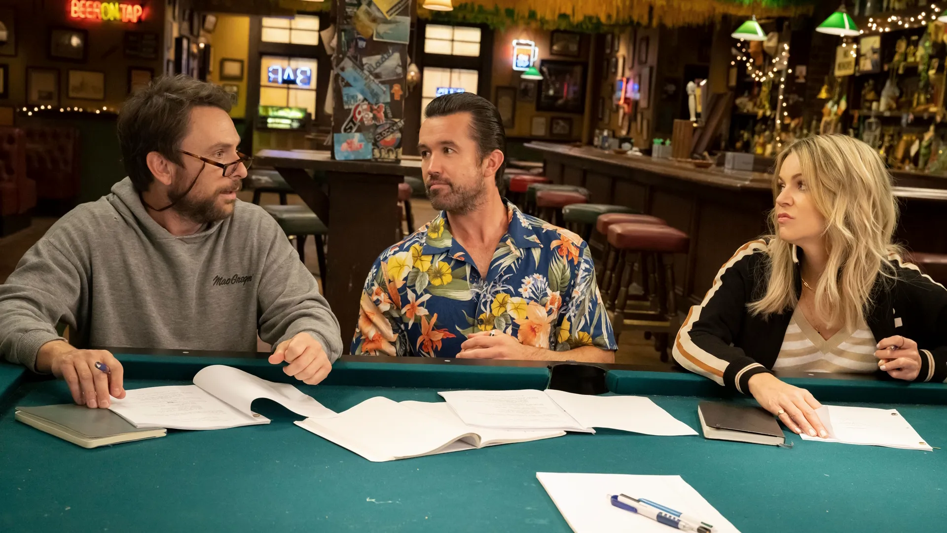 thumbnail - S15:E2 The Gang Makes Lethal Weapon 7