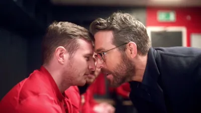 thumbnail - S1:E14 A Hollywood Distraction