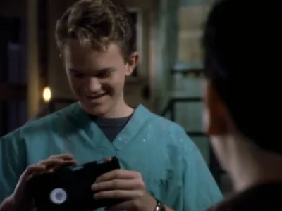 thumbnail - S4:E11 Will the Real Dr. Howser Please Stand Up