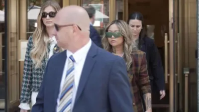 thumbnail - S1:E17 Diddy Trial Day 16