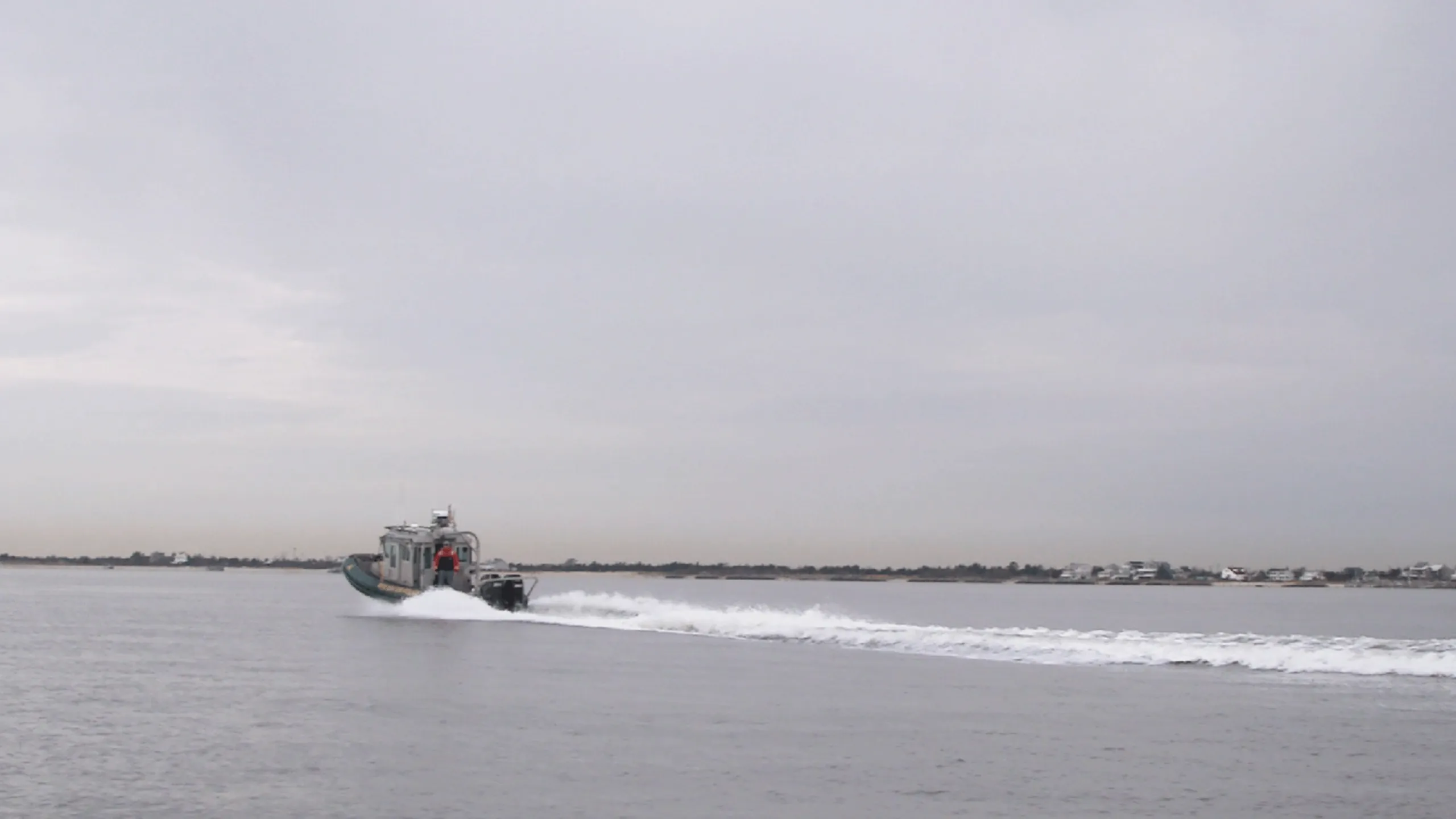 thumbnail - S5: Afl. 3 Fear on Fire Island