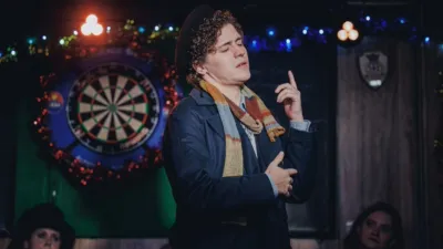 thumbnail - S3:E3 Thin Lips, Fat Lines and a Poem on Princess Di