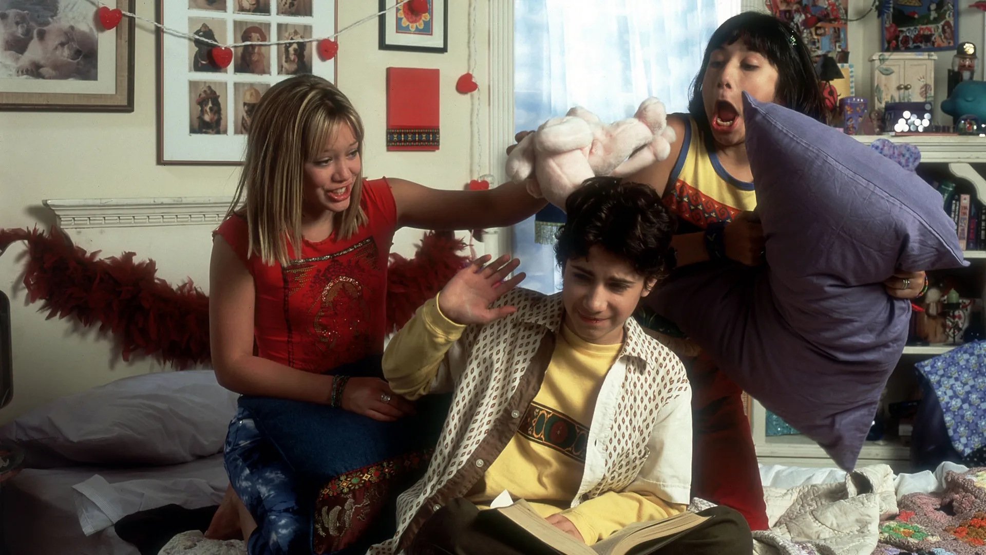 Spotlight: Throwbacks 2026 - Lizzie McGuire - Production Still