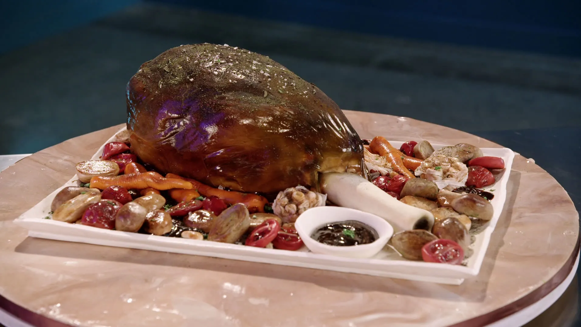 thumbnail - S1:E5 Potluck
