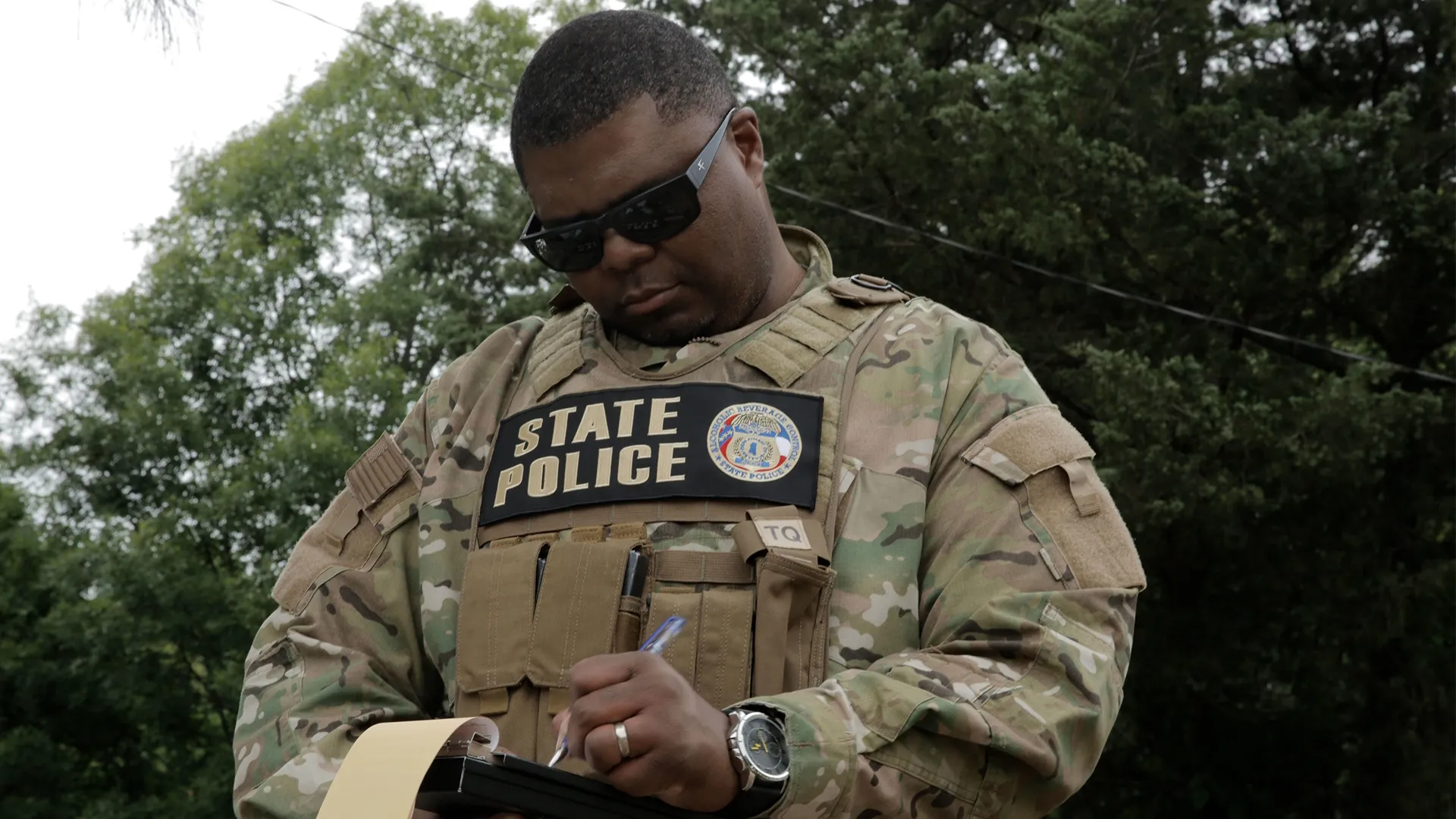 thumbnail - S2:E1 Moonshine Mayhem