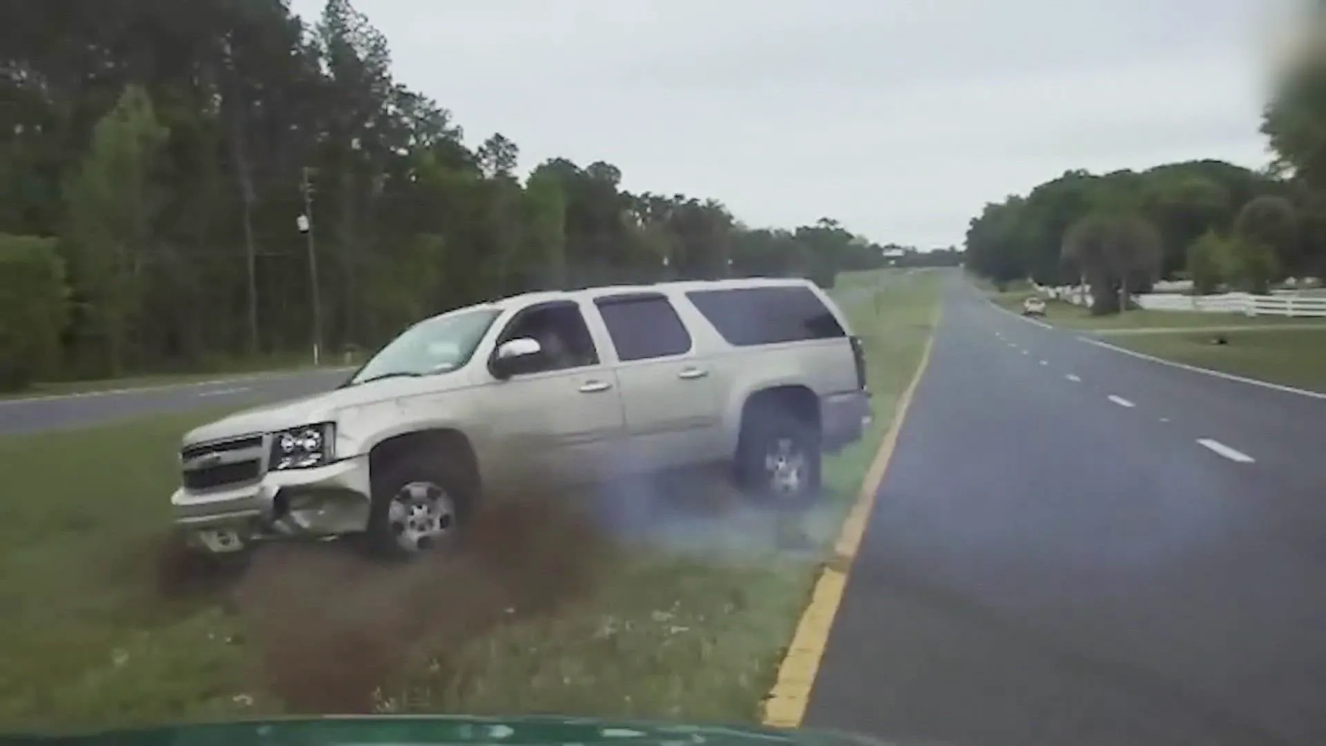 thumbnail - S1:E17 Fugitives Caught on Tape (#117)