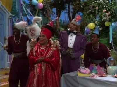 thumbnail - S1:E21 Mirth of a Nation