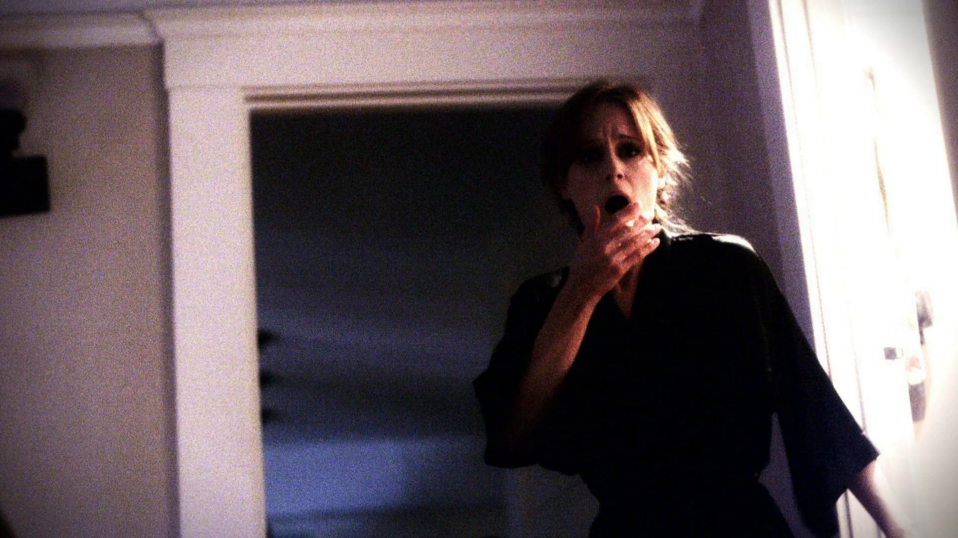 thumbnail - S3:E2 The Hitchhiker and The Widow