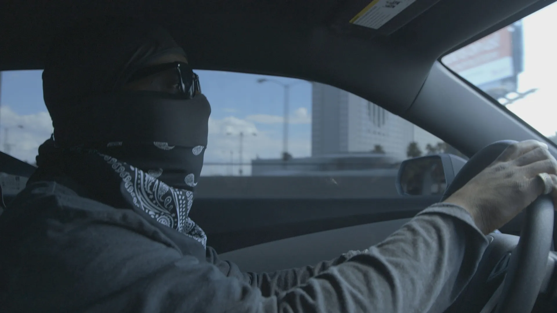 thumbnail - S2:E6 Las Vegas Hustle