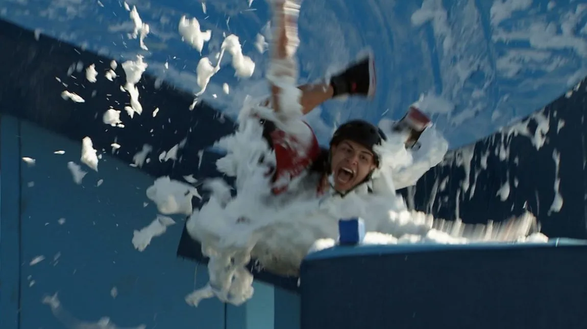 thumbnail - S5:E4 Winter Wipeout: Family Tree