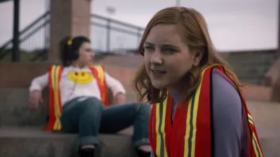 thumbnail - S2:E2 ...Free as a Bird