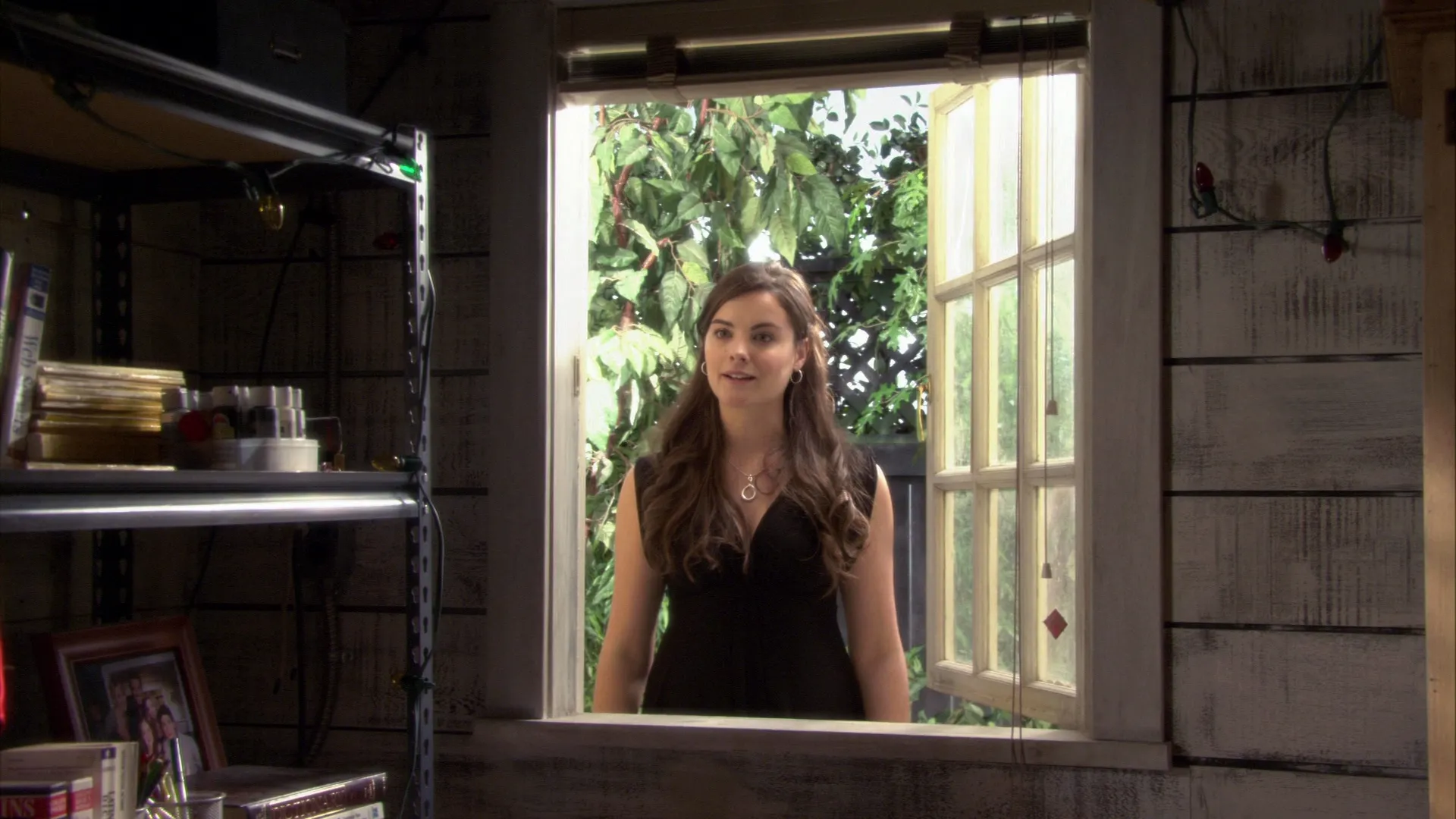 thumbnail - S2:E16 Great Expectations