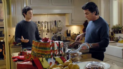 thumbnail - S4:E7 The Chrismukk-Huh?