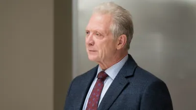 thumbnail - S7:E16 People Like Me