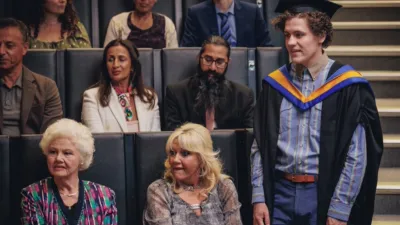 thumbnail - S3:E6 The Sea