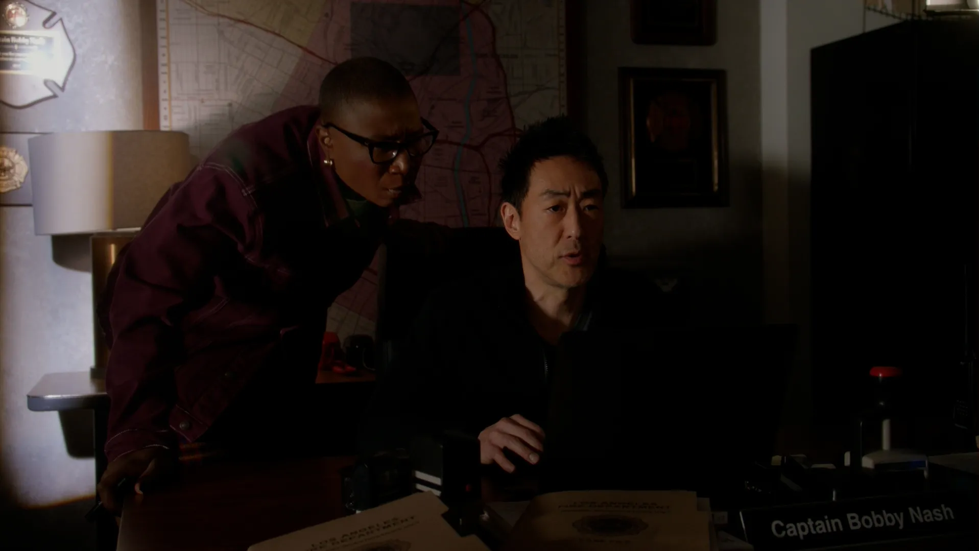 thumbnail - S5:E17 Hero Complex
