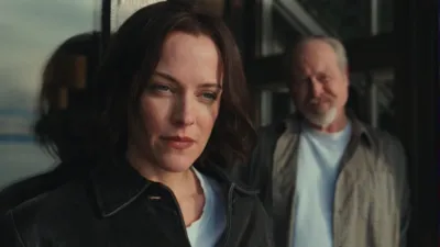 thumbnail - S1:E1 Looking Glass