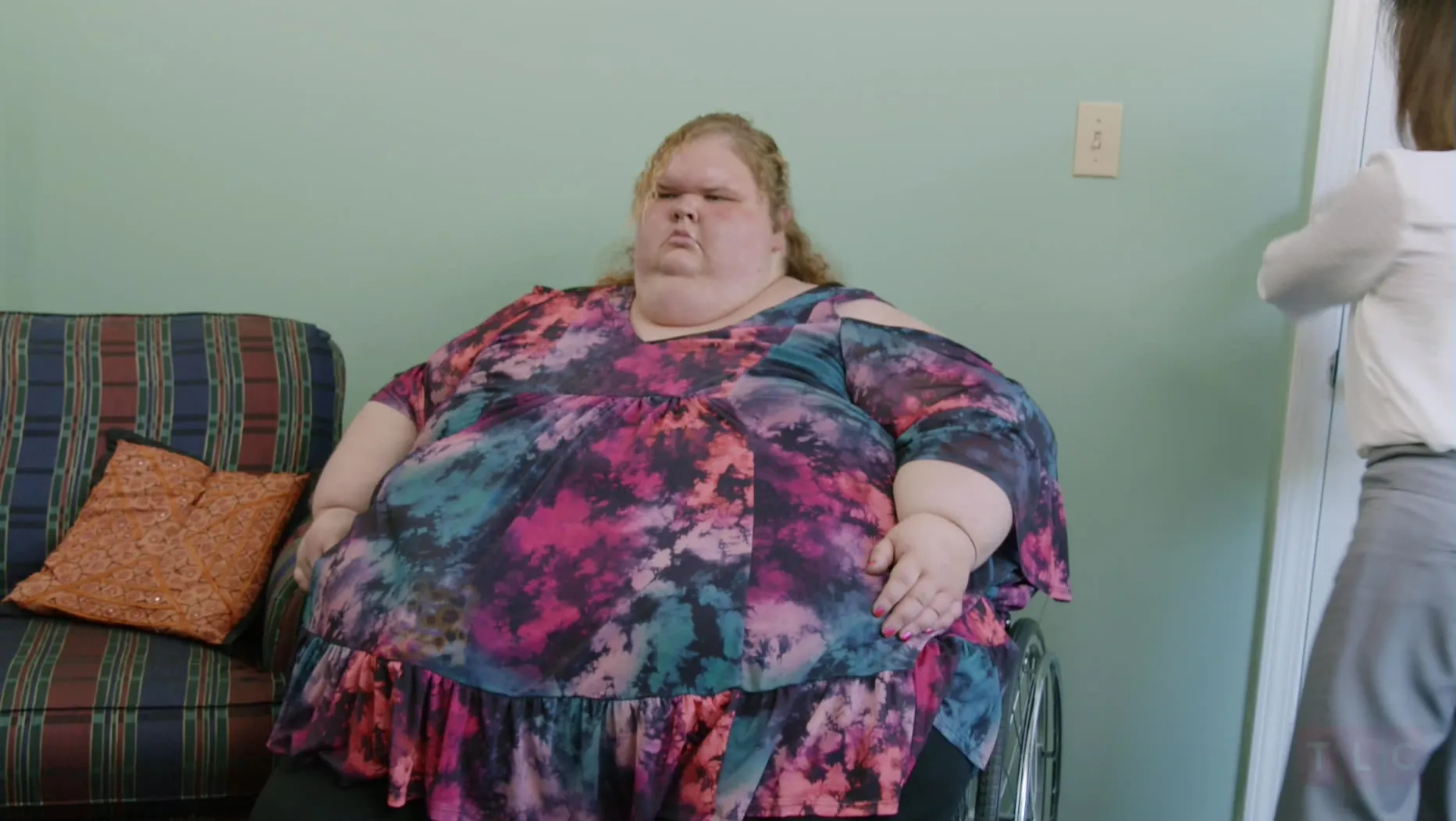 thumbnail - S3:E6 Man vs. Scale