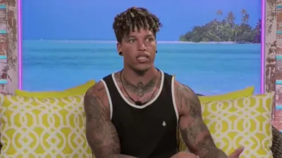 thumbnail - S3:E10 Episode 10