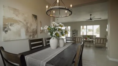 thumbnail - S1:E7 A Unique Country House