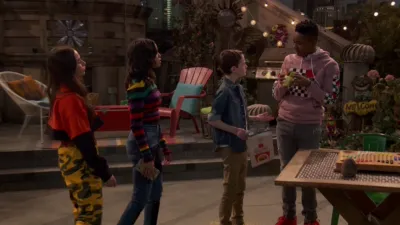 thumbnail - Raven's Home