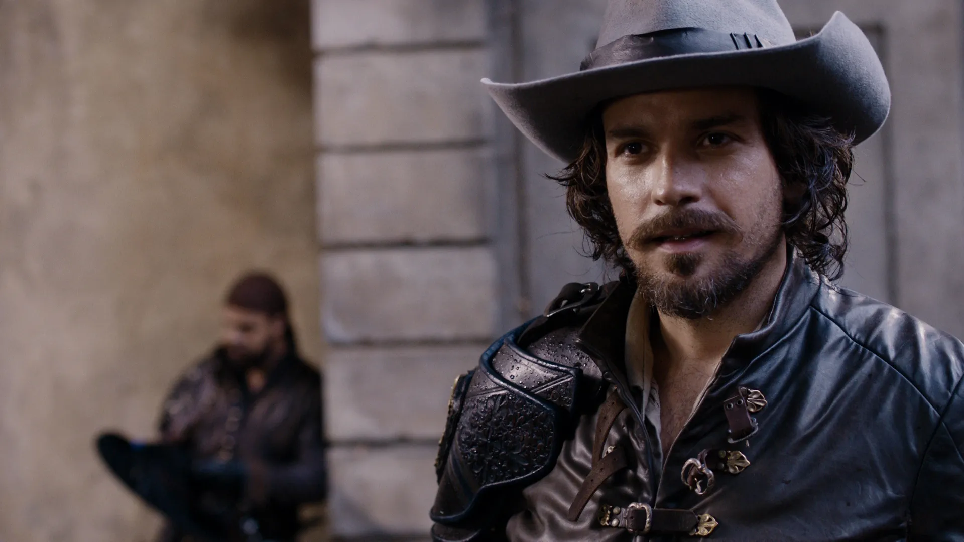 thumbnail - S3:E24 The Queen's Diamonds